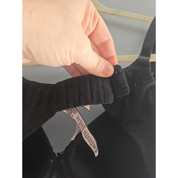 Victoria's Secret Body by Victoria Lined Perfect Coverage Underwire Bra Size 36D - Picture 3 of 7